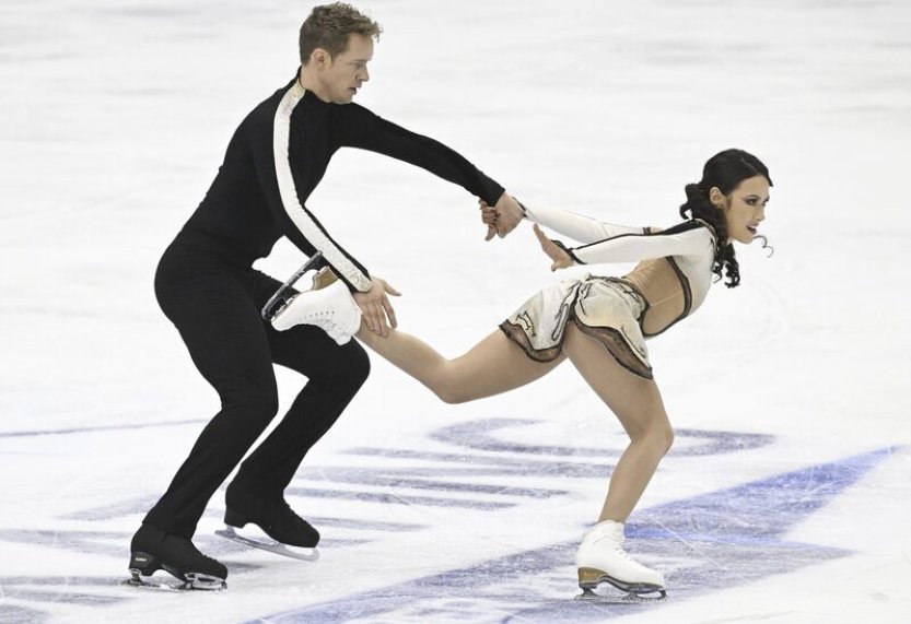 Krasobruslaři Mrázkovi obsadili na Grand Prix v Espoo sedmé místo