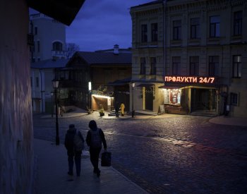 Kyjev čelil několika vlnám útoků ruských dronů