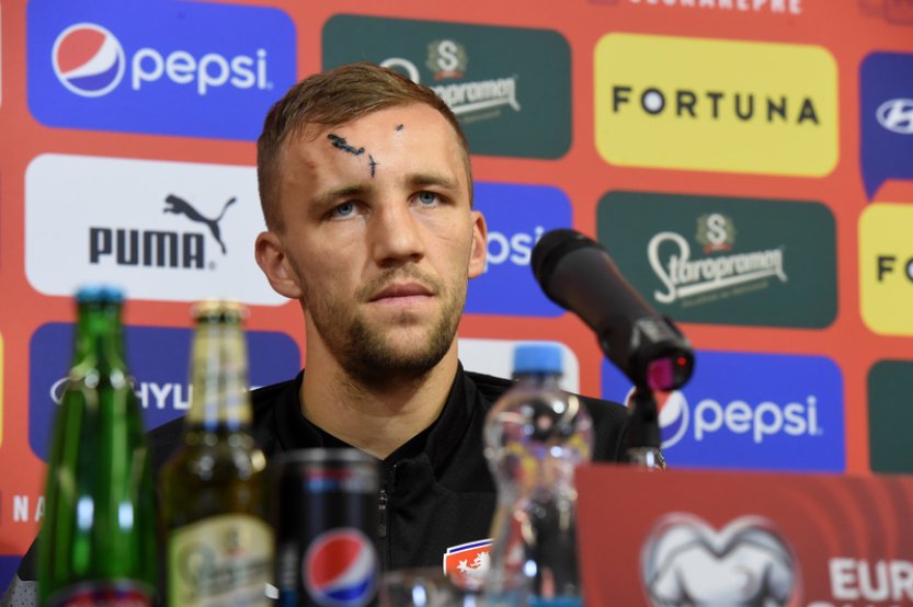 Souček se chce po incidentu v týmu plně soustředit na zápas, po zranění je fit