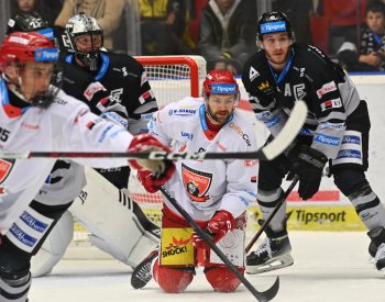 Hokejisté Hradce Králové potvrdili, že se jim v Karlových Varech daří