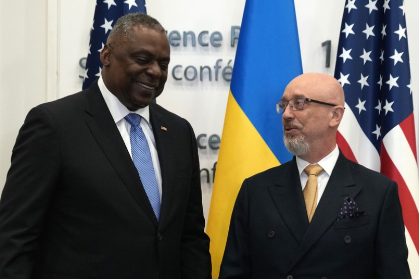 Americký ministr obrany Austin neohlášeně přijel do Kyjeva