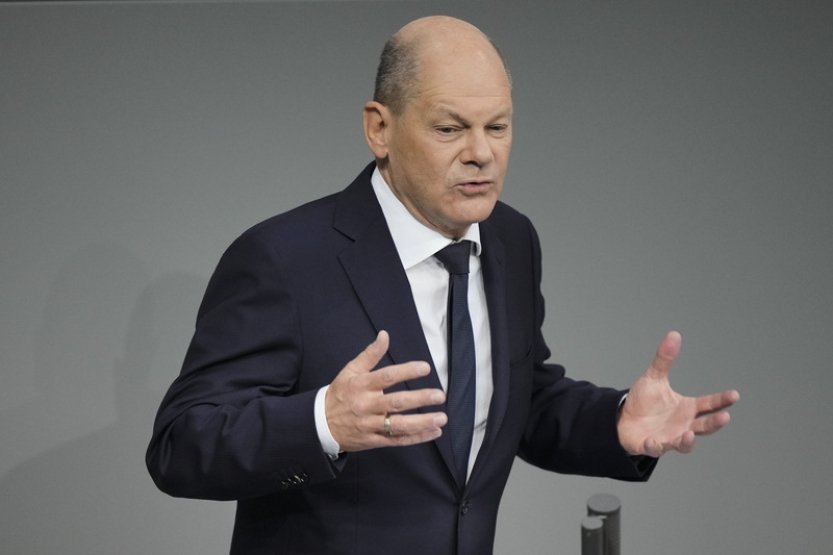 Německo chce podle Scholze pracovníky z Afriky, čeká ale hladké deportace