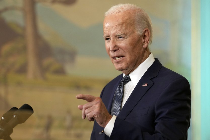 Biden slaví 81. narozeniny, okolí odmítá pochybnosti o jeho schopnostech