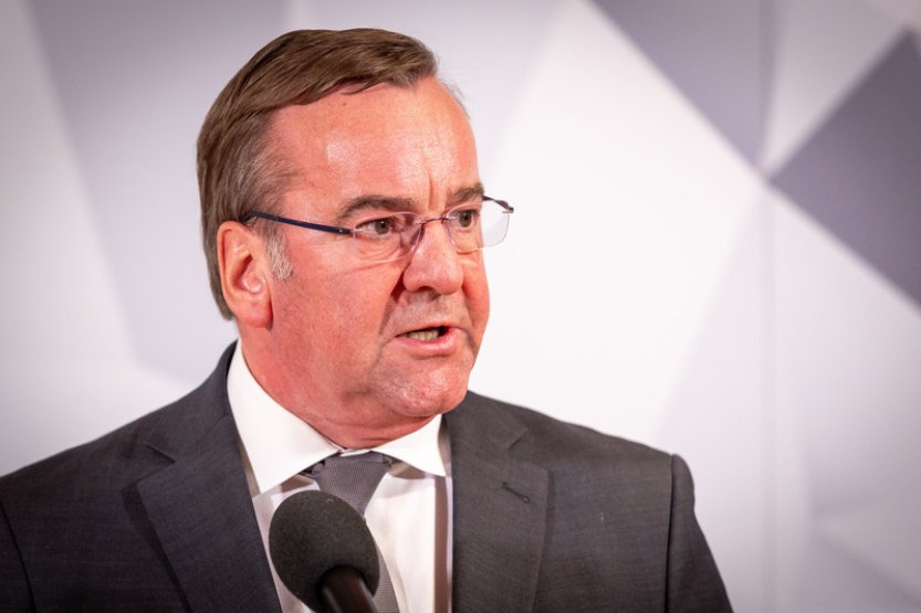 Do Kyjeva dorazil německý ministr obrany, aby potvrdil podporu od Berlína