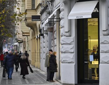 Ulice Pařížská v Praze se opět dostala mezi 20 nejdražších ulic světa