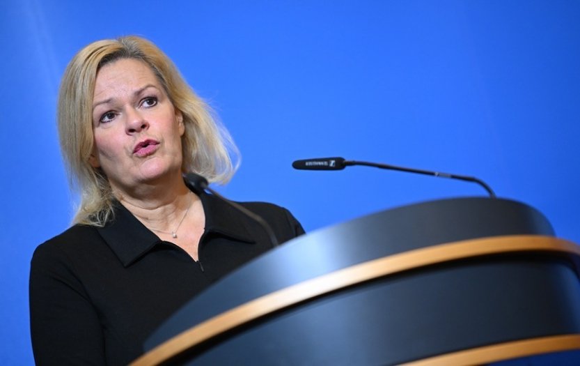 Německo má podle ministryně vnitra problém s antisemitismem, a to i od muslimů