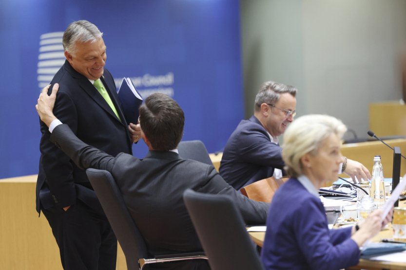 Orbán hrozí, že Maďarsko bude vetovat unijní podporu pro Ukrajinu, píše Politico