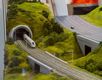 Německé dráhy chtějí pod Krušnými horami variantu s jedním dlouhým tunelem