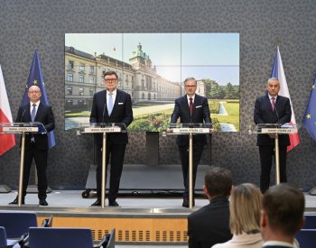 ČR získala kapacitu v terminálu na LNG v Německu, ceny klesnou