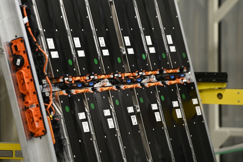 Slovensko podepsalo s firmou GIB memorandum o výstavbě továrny na baterie