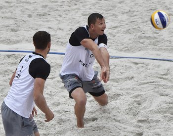 Perušič se Schweinerem první zápas po zisku zlata z MS vyhráli