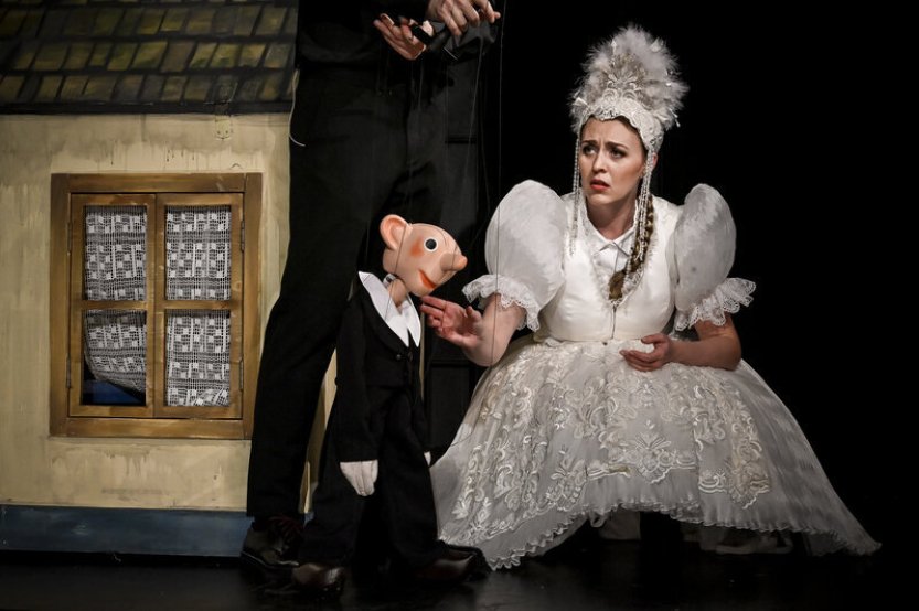 Hurvínek v Brně prodává nevěstu a přibližuje svět opery dětem