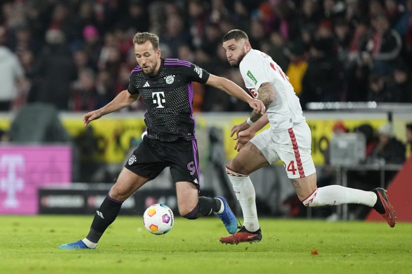 Kane poslal 18. gólem v sezoně Bayern před víkendem do čela německé ligy