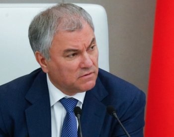 Volodin označil emigranty za zrádce, navrátilce podle něj nečeká otevřená náruč