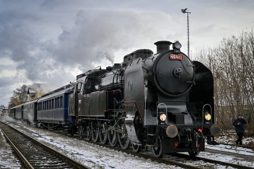 Národní technické muzeum opravilo parní lokomotivu 464.102, přezdívanou Ušatá