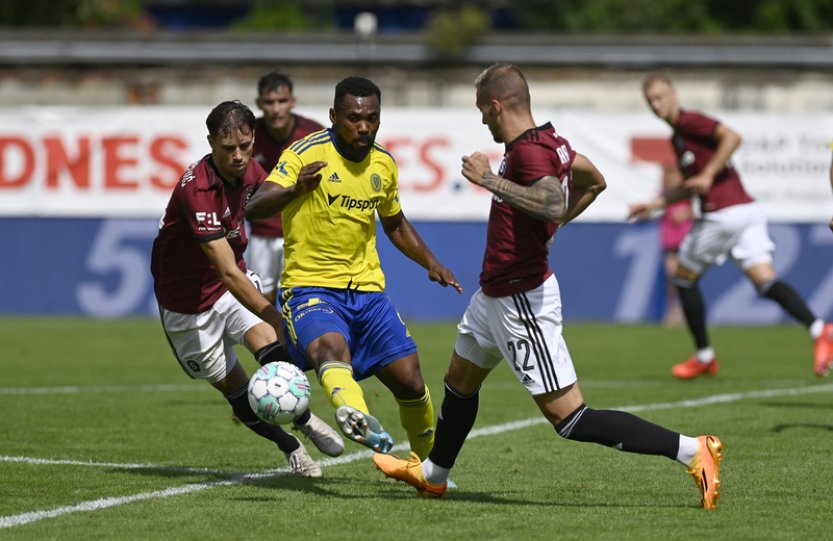 Sparta se může v utkání se Zlínem vrátit do čela fotbalové ligy