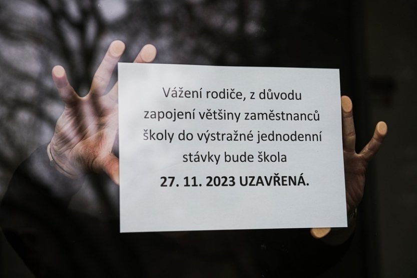 Průzkum: Stávku podporují dvě třetiny lidí, stávkovat ale většina nebude