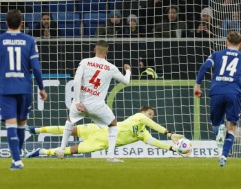 Kadeřábek se vrátil po zranění a pomohl Hoffenheimu asistencí k bodu