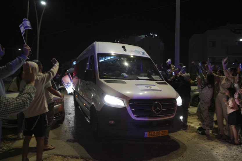 Izrael a Hamás jednají o možném prodloužení příměří až o čtyři dny, píše WSJ