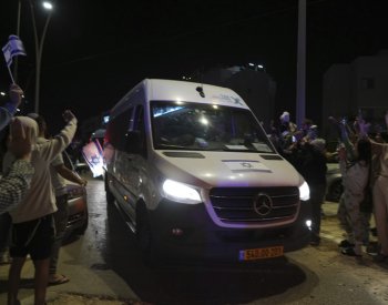 Izrael a Hamás jednají o možném prodloužení příměří až o čtyři dny, píše WSJ