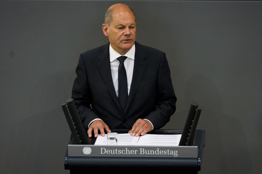Německý kancléř Scholz promluví v parlamentu o rozpočtové krizi