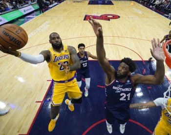 James překonal v NBA další rekord, ale utrpěl nejvyšší porážku kariéry