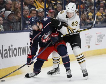 Jiříček asistencí pomohl k výhře nad Bostonem, Vladař první hvězdou zápasu