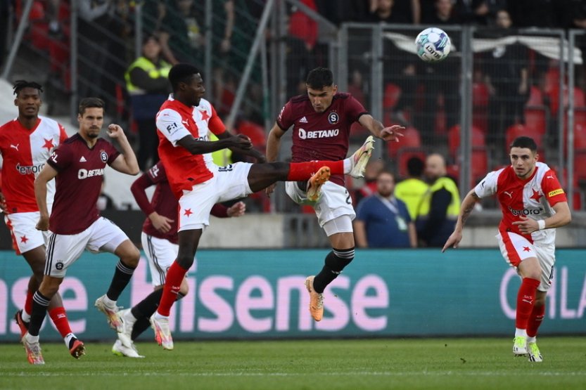 LFA rozhodne o uzavření smluv s vítězi tendru na vysílání fotbalové ligy