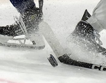 Na led vyjeli i hokejisté Pardubic, kteří budou hlavním favoritem