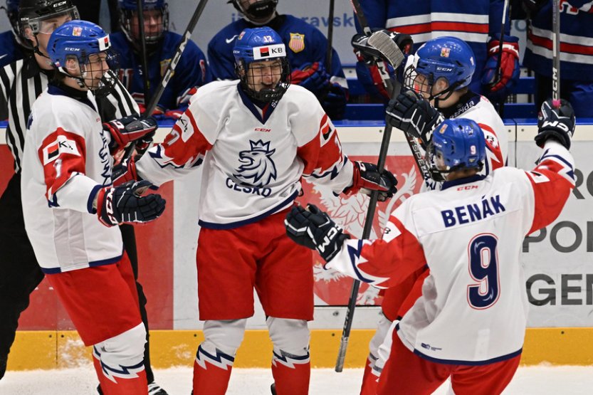 Hokejová osmnáctka zahájila Hlinka Gretzky Cup drtivou výhrou nad USA