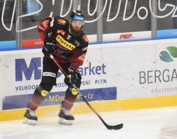 Hokejový obránce Polášek bude po odchodu ze Sparty působit v Třinci