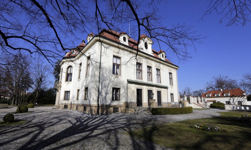 Kramářova vila v Praze se dnes otevře návštěvníkům