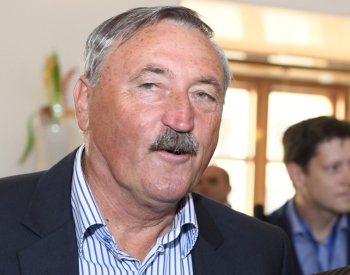 Oslavenec Panenka se snaží žít akčně, stále sportovat a chodit mezi lidi