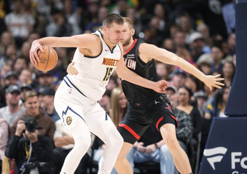 Jokič triple doublem pomohl basketbalistům Denveru k třetí výhře v NBA za sebou