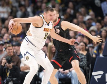 Jokič triple doublem pomohl basketbalistům Denveru k třetí výhře v NBA za sebou