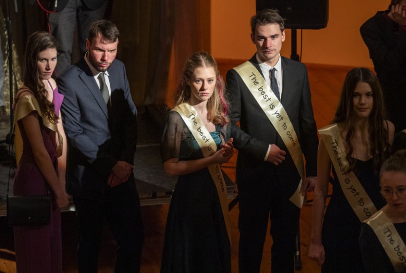 V Ústeckém kraji se natáčí snímek Rok vdovy, scény plesu budou z Loun