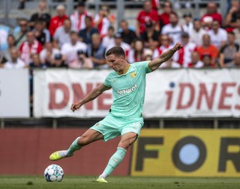 Fotbalisté Slavie vyhráli v Českých Budějovicích 3:1 a v lize zatím neztratili