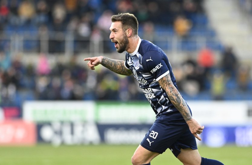 Hráčem měsíce ve fotbalové lize je Havlík, trenérem Svědík rovněž ze Slovácka