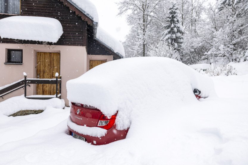 ČEZ po sněžení evidoval až 5900 míst bez proudu, hlavně ve středních Čechách
