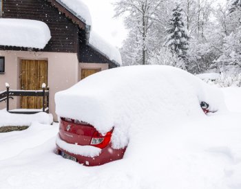 ČEZ po sněžení evidoval až 5900 míst bez proudu, hlavně ve středních Čechách