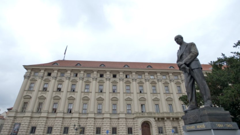 Náměstek ministra zahraničí Jan Marian se summitu o Ukrajině zúčastní fyzicky