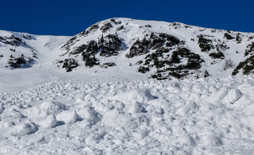 V Rakousku zahynul pod lavinou český lyžař