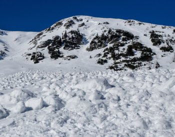 V Rakousku zahynul pod lavinou český lyžař