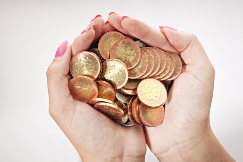 ČSÚ zveřejní vývoj mezd ve třetím čtvrtletí, podle analytiků reálně klesly