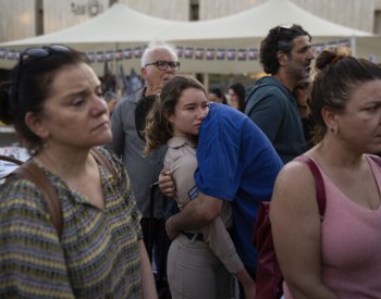 Příbuzní nepropuštěných rukojmích kritizují vládu Izraele, hrozí protestem