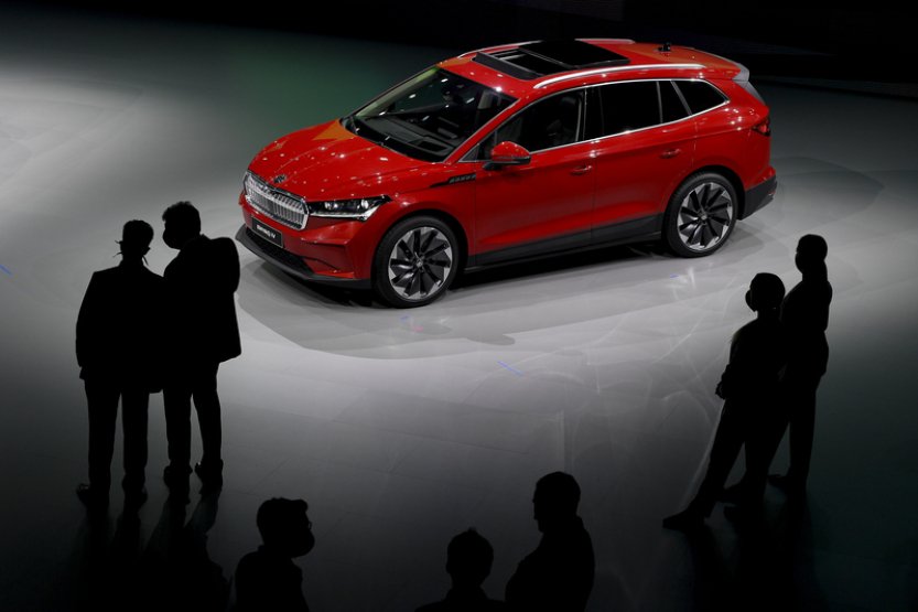 Škoda: Prodej elektrických a spalovacích aut se v ČR vyrovná v roce 2032