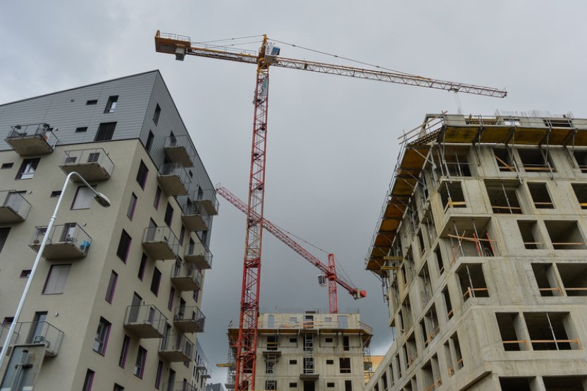 Průměrná sazba hypoték počátkem prosince stoupla na 6,02 %