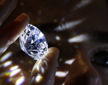 Skupina G7 vyhlásila embargo na ruské diamanty