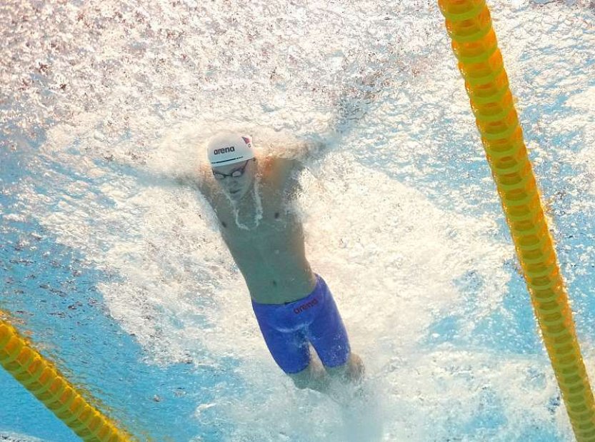 Motýlkář Gracík byl na ME v krátkém bazénu pátý, znakař Knedla šestý