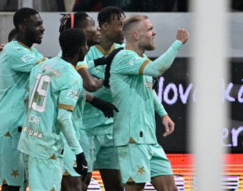 Slavia v dohrávce poháru zvítězila v Hradci 2:0 po prodloužení